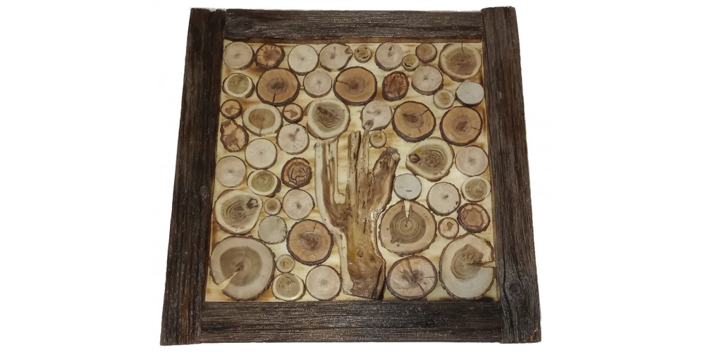 Tablou rustic handmade din rondele de lemn cu rama arsa si lacuita – 60x60 cm