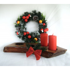 Suport decorativ din lemn pentru 4 lumanari – piesa rustica, lacuita, design natural