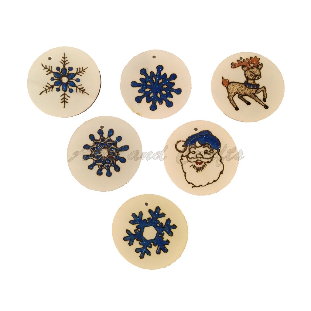 Set de 6 ornamente din lemn pirogravate, decoratiuni rustice de Craciun, albastru